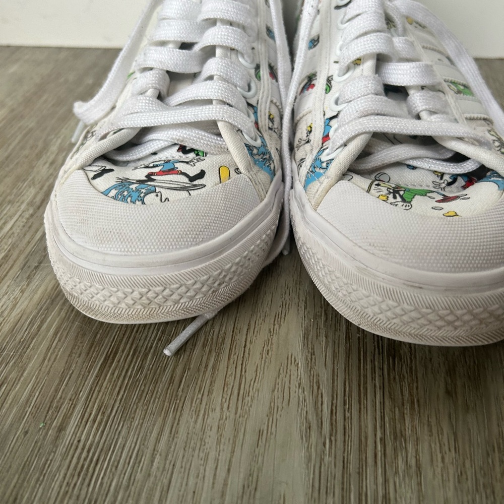 Adidas Originals Nizza x Disney White Sport Goofy Shoes size 7 - Picture 3 of 12